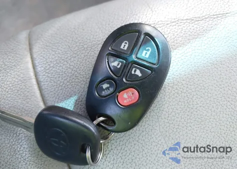 2012 Toyota Sienna Xle/Limited из США, поврежденный, VIN 5TDDK3DC9CS035753